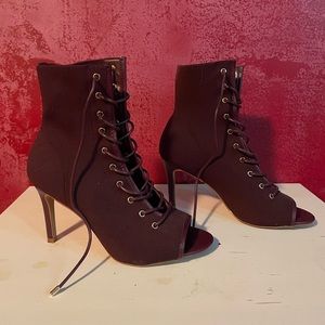 Boot high heels dark purple